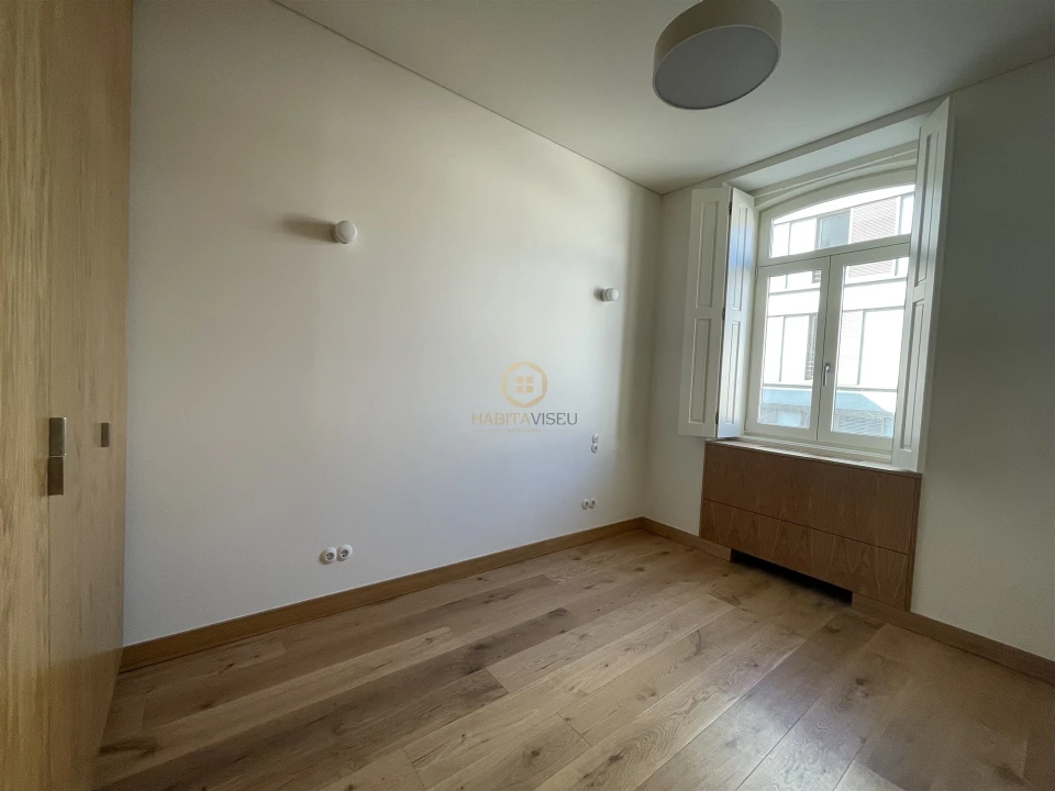 Apartamento T3 para Arrendamento em Viseu Foto 13