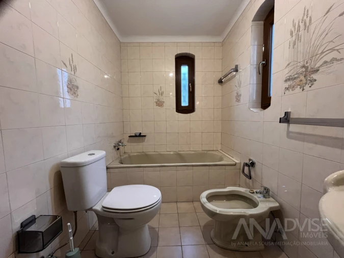 Apartamento T2 para Arrendamento em Rio de Loba Foto 11