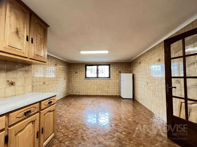 Apartamento T2 para Arrendamento em Rio de Loba Foto 4