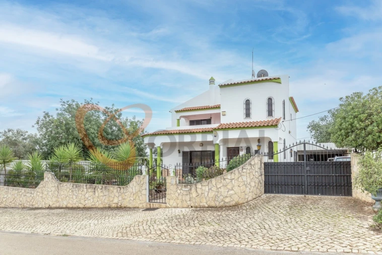 Moradia T4 para Venda em Paderne