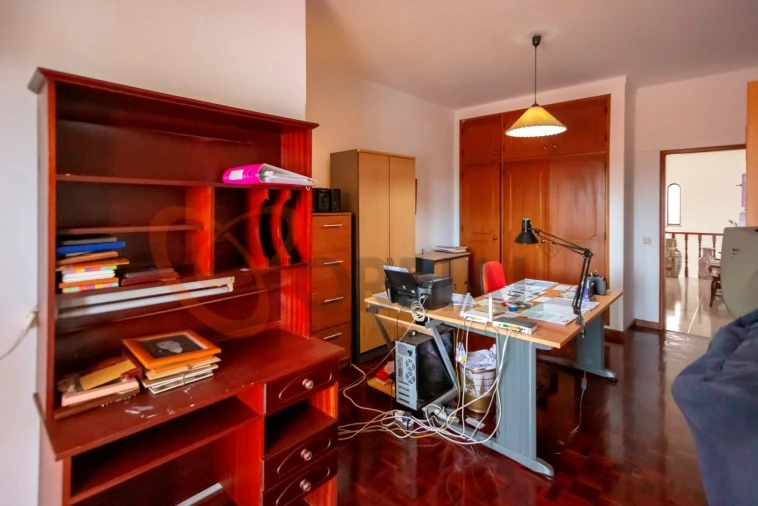 Moradia T4 para Venda em Paderne Foto 26