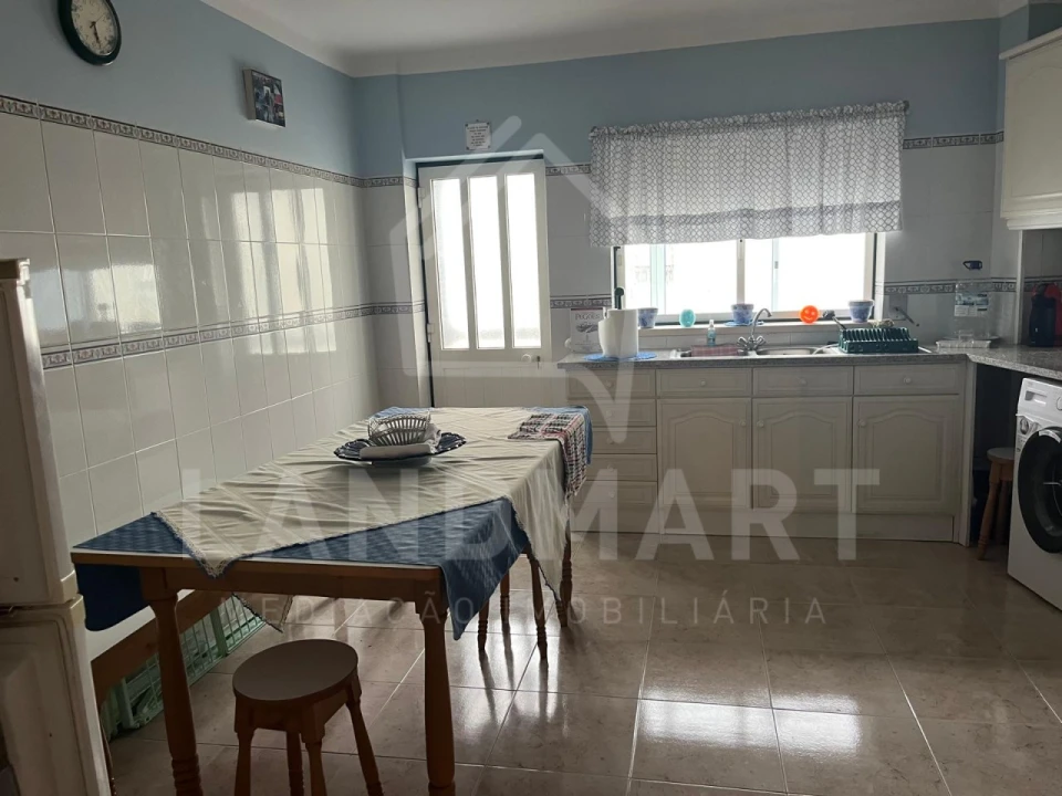 Apartamento T3 para Venda em Turquel Foto 7