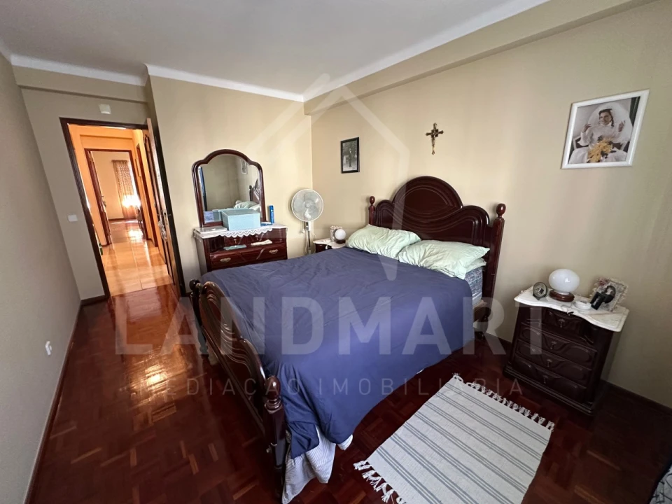 Apartamento T3 para Venda em Turquel Foto 8