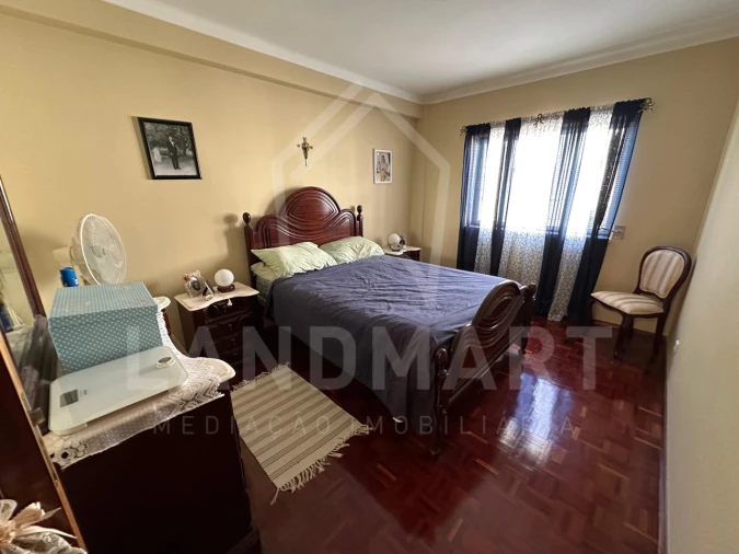 Apartamento T3 para Venda em Turquel Foto 9