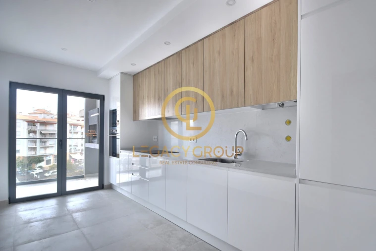 Apartamento T2 para Venda em Armação de Pera Foto 4