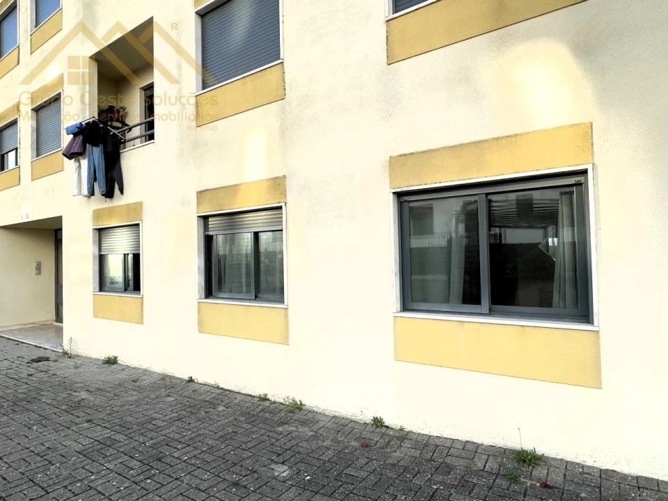 Apartamento T3 para Venda em Santa Maria, São Pedro e Matacães Foto 2