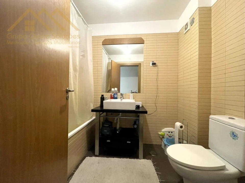 Apartamento T3 para Venda em Santa Maria, São Pedro e Matacães Foto 21