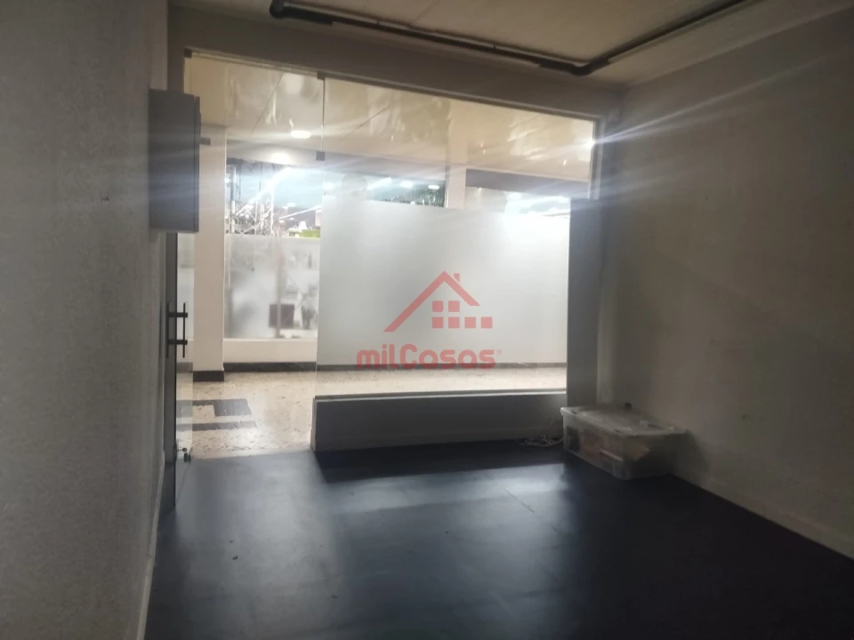 Loja para Arrendamento em Lumiar Foto 5