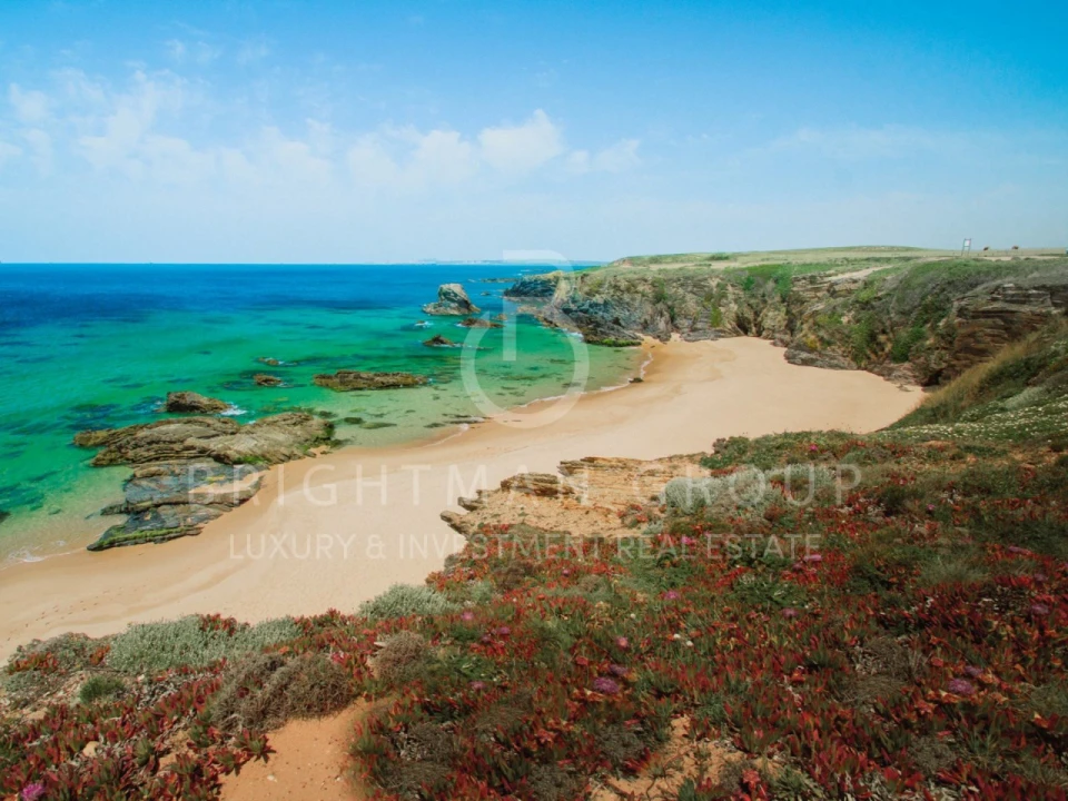 Moradia T7 para Venda em Porto Covo Foto 27