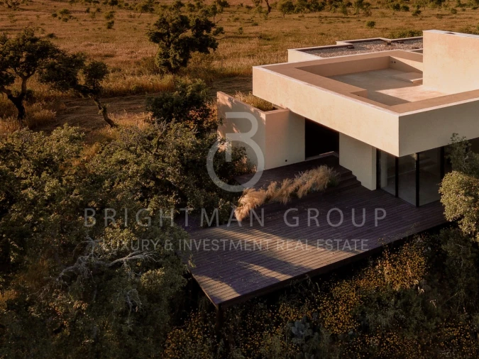 Moradia T7 para Venda em Porto Covo