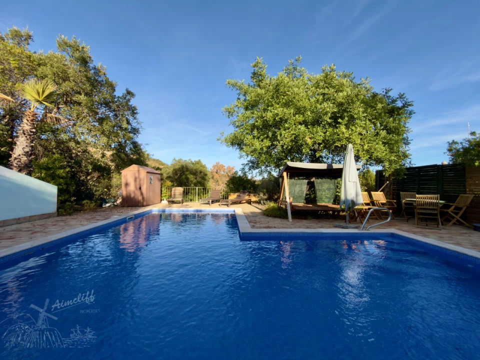 Moradia T4 para Venda em Santa Catarina da Fonte do Bispo Foto 38