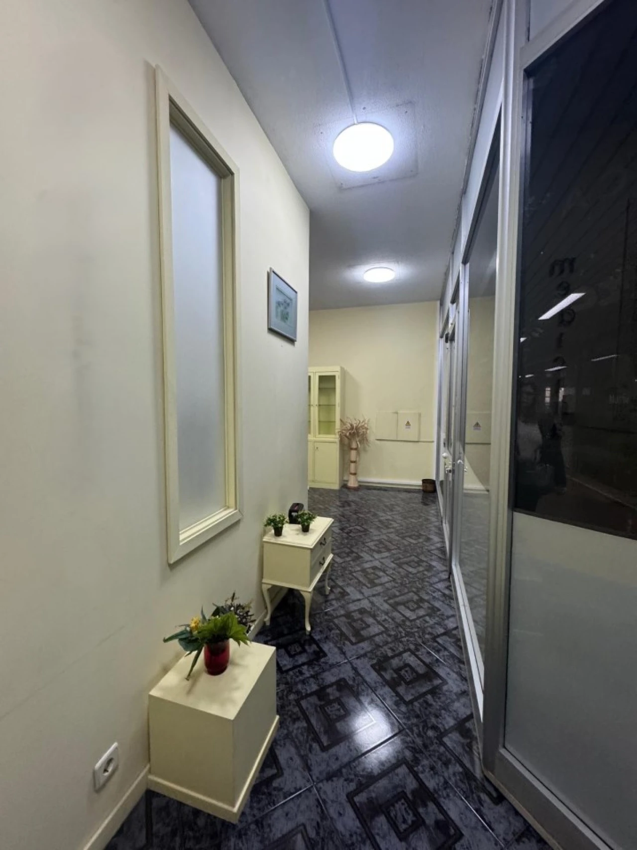 Loja para Venda em Mafamude e Vilar do Paraíso Foto 16