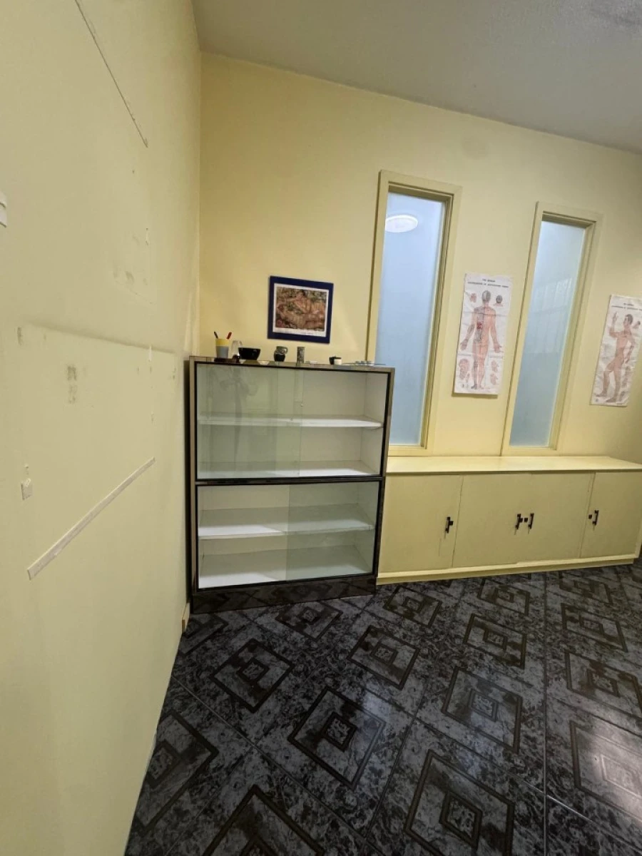 Loja para Venda em Mafamude e Vilar do Paraíso Foto 7