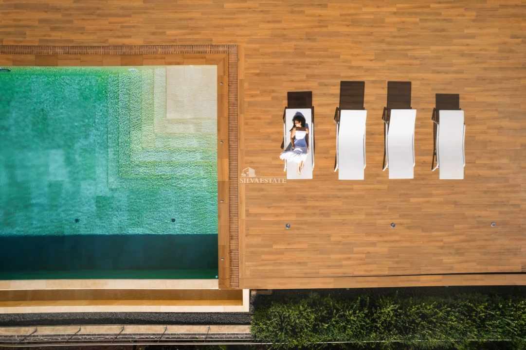 Moradia T5 para Venda em Arco da Calheta Foto 13