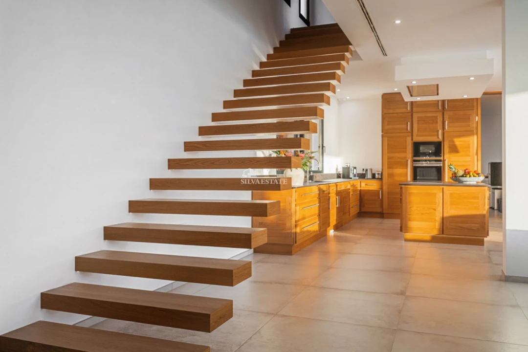 Moradia T5 para Venda em Arco da Calheta Foto 50