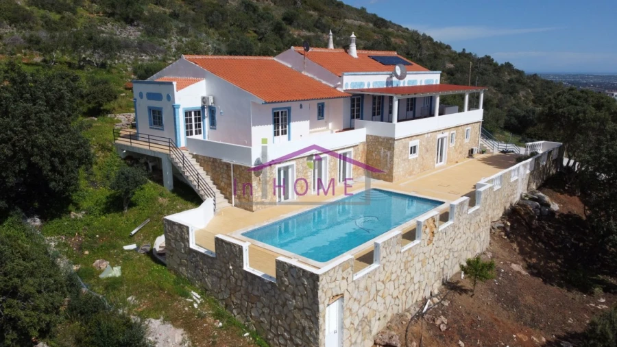 Moradia T3 para Venda em Santa Barbara de Nexe Foto 11