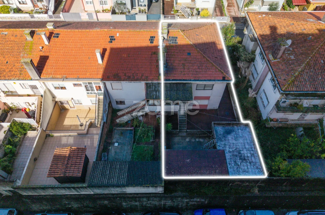 Moradia T6 para Venda em Mafamude e Vilar do Paraíso Foto 52