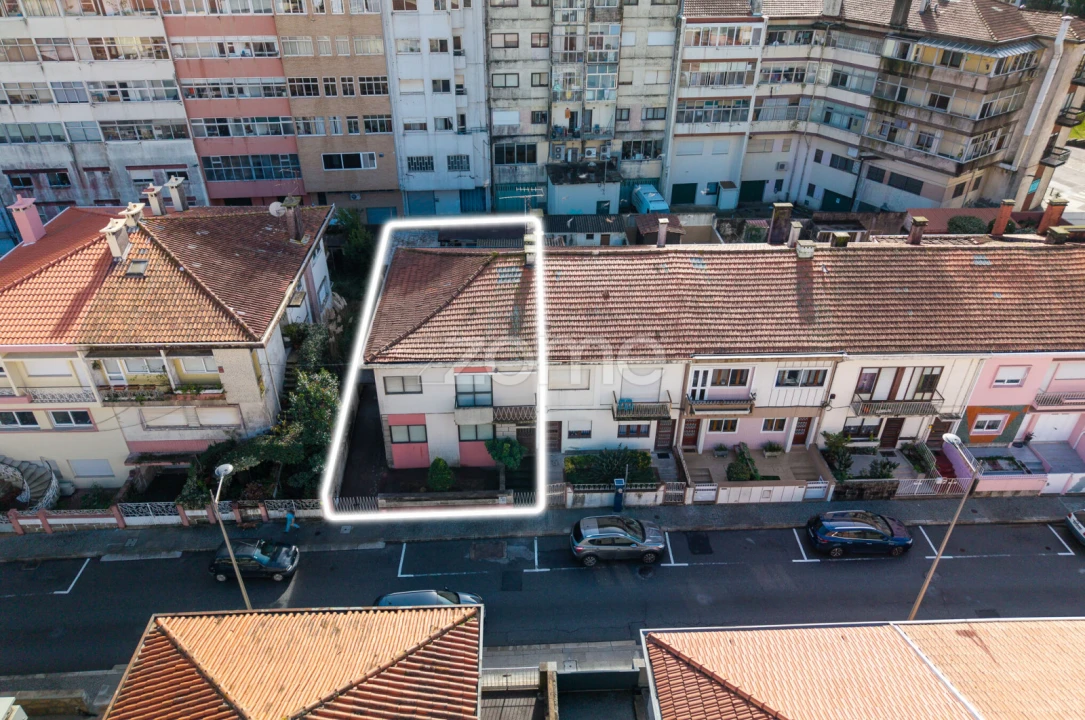 Moradia T6 para Venda em Mafamude e Vilar do Paraíso Foto 53