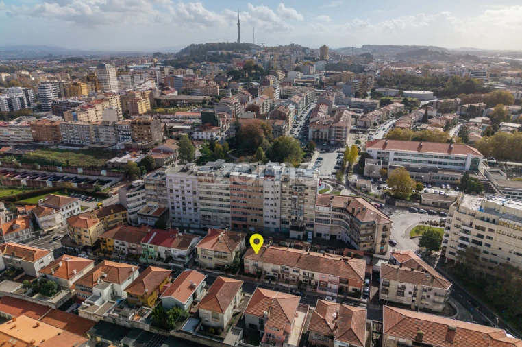 Moradia T6 para Venda em Mafamude e Vilar do Paraíso Foto 57