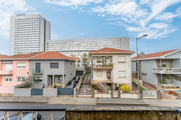 Moradia T6 para Venda em Mafamude e Vilar do Paraíso Foto 11