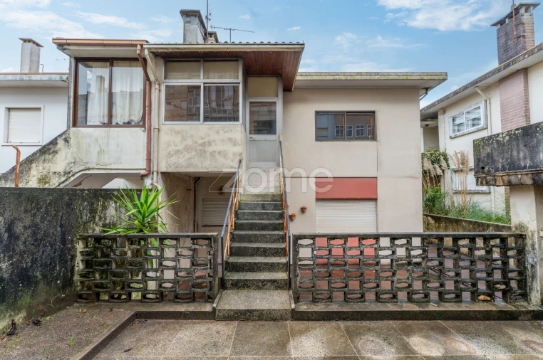 Moradia T6 para Venda em Mafamude e Vilar do Paraíso Foto 30