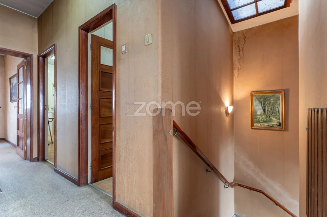 Moradia T6 para Venda em Mafamude e Vilar do Paraíso Foto 13