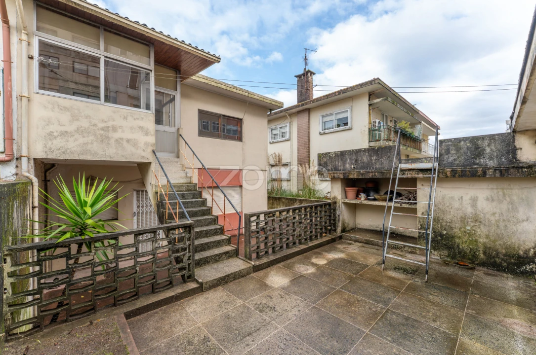 Moradia T6 para Venda em Mafamude e Vilar do Paraíso Foto 31