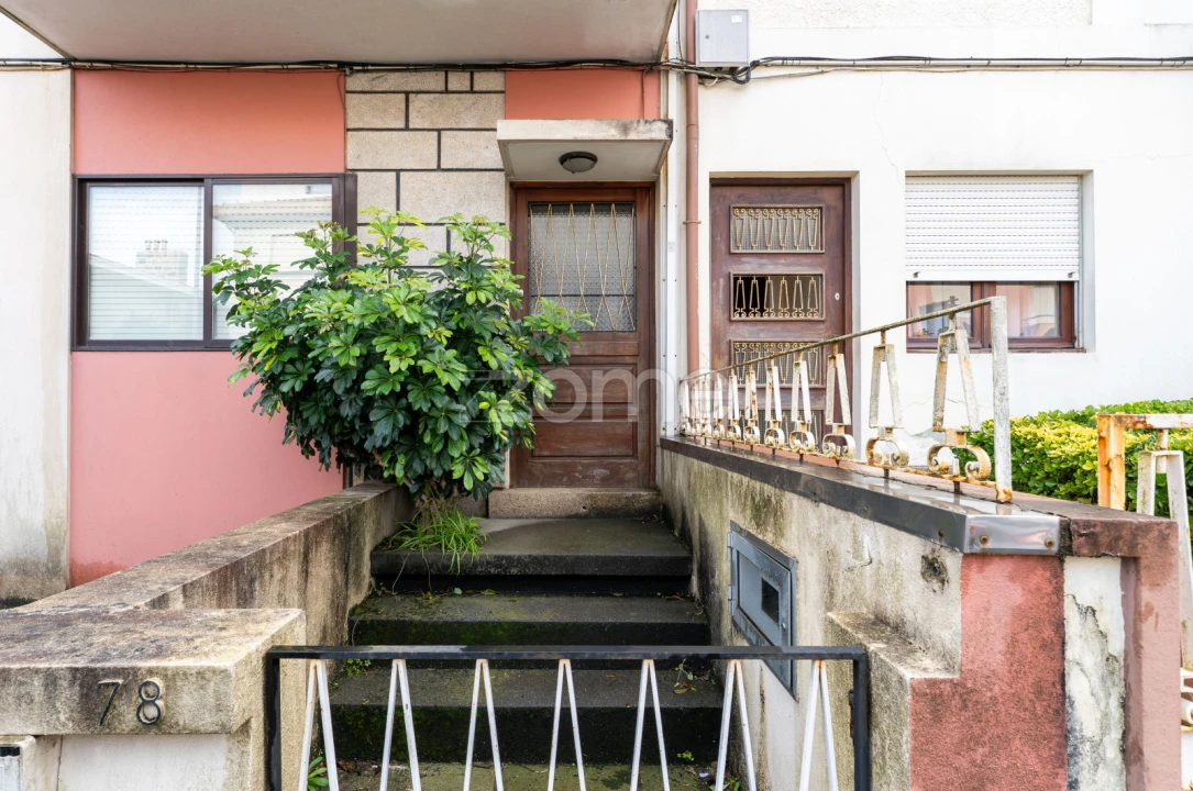 Moradia T6 para Venda em Mafamude e Vilar do Paraíso Foto 6