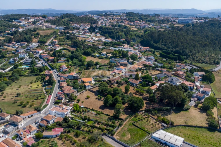 Terreno para Venda em Grijó e Sermonde Foto 14