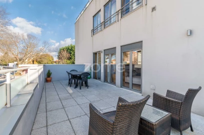 Apartamento T1 para Arrendamento em Paranhos