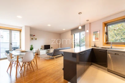 Apartamento T1 para Arrendamento em Paranhos