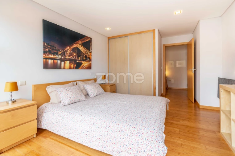 Apartamento T1 para Arrendamento em Paranhos Foto 15