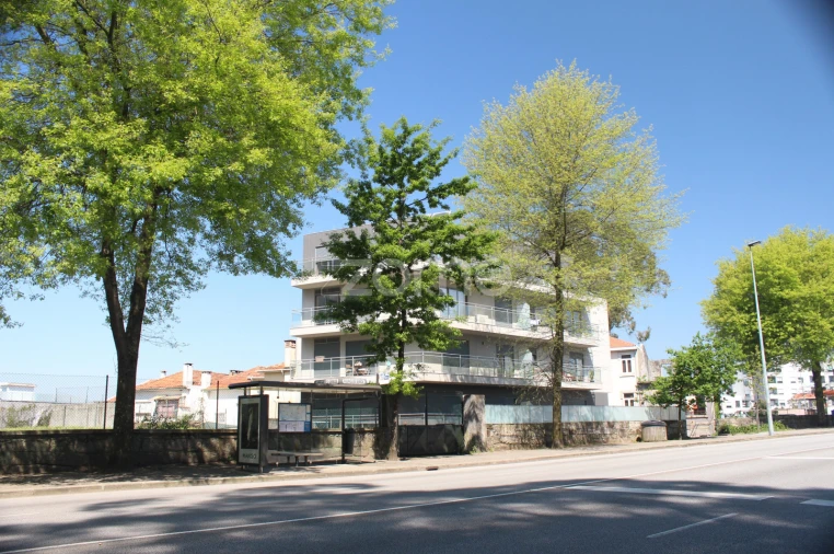 Apartamento T1 para Arrendamento em Paranhos