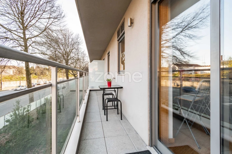 Apartamento T1 para Arrendamento em Paranhos Foto 6