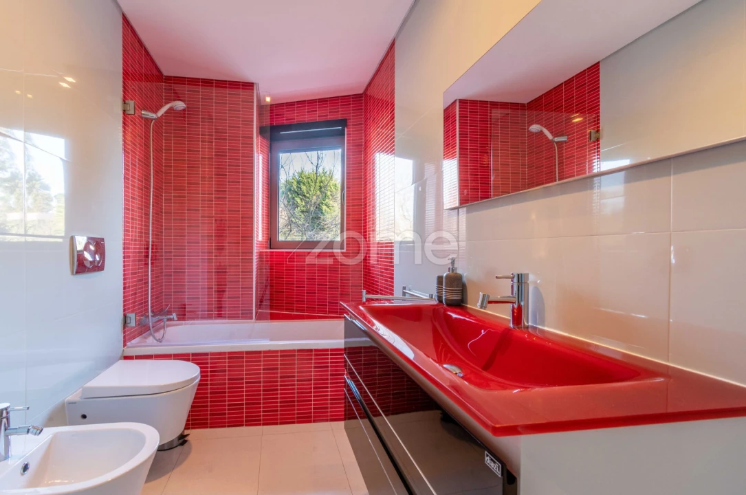 Apartamento T1 para Arrendamento em Paranhos Foto 19