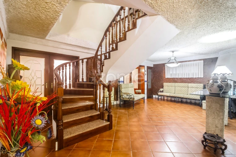 Moradia T5 para Venda em Gondomar (São Cosme), Valbom e Jovim Foto 63