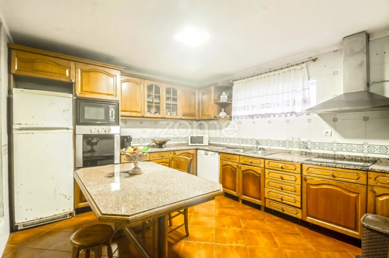 Moradia T5 para Venda em Gondomar (São Cosme), Valbom e Jovim Foto 74