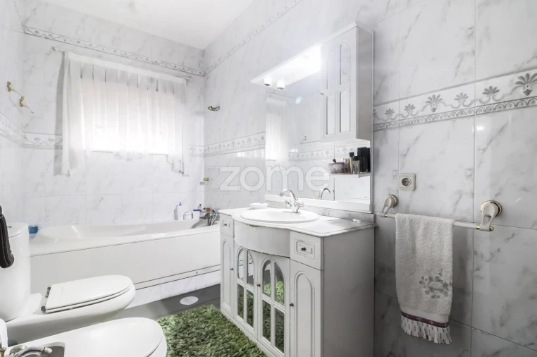 Moradia T5 para Venda em Gondomar (São Cosme), Valbom e Jovim Foto 18