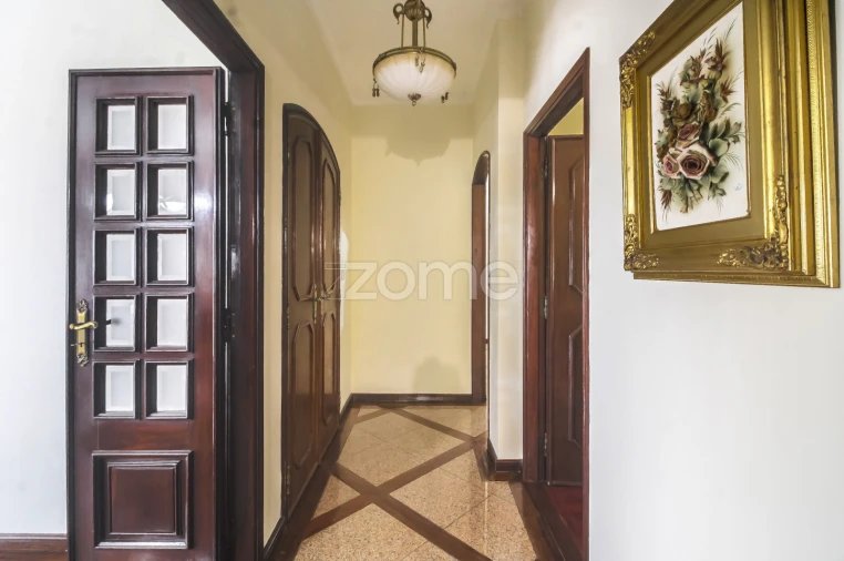 Moradia T5 para Venda em Gondomar (São Cosme), Valbom e Jovim Foto 10