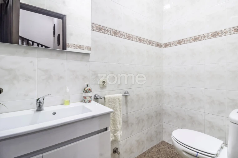 Moradia T5 para Venda em Gondomar (São Cosme), Valbom e Jovim Foto 26