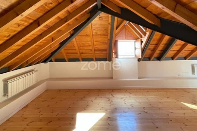 Apartamento T3 para Venda em Santa Maria Maior