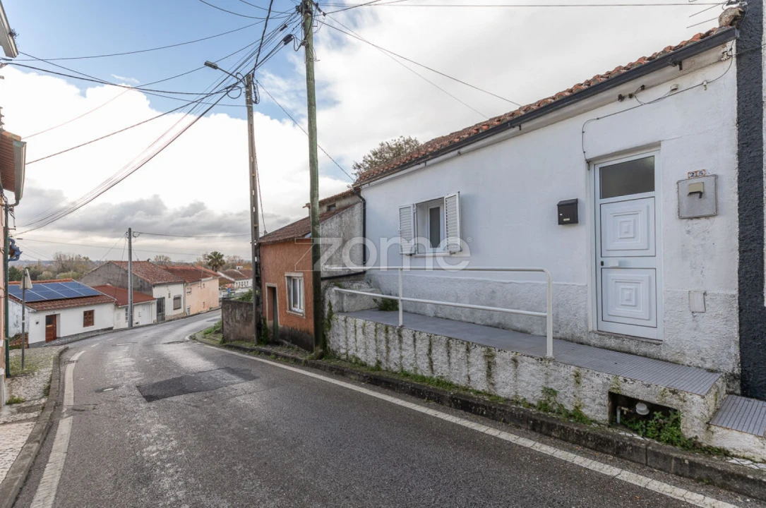 Moradia T1 para Venda em Pereira Foto 3