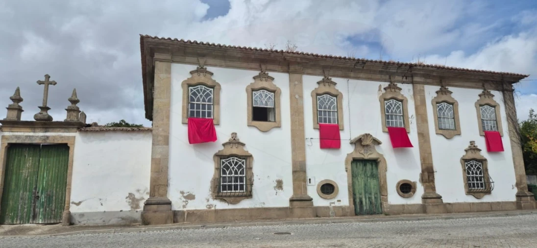 Moradia T10 para Venda em Coriscada Foto 1