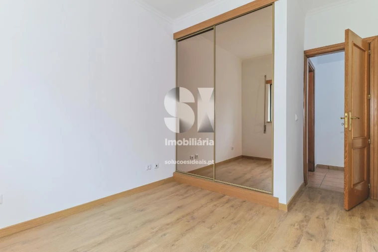 Apartamento T3 para Venda em São Silvestre Foto 9