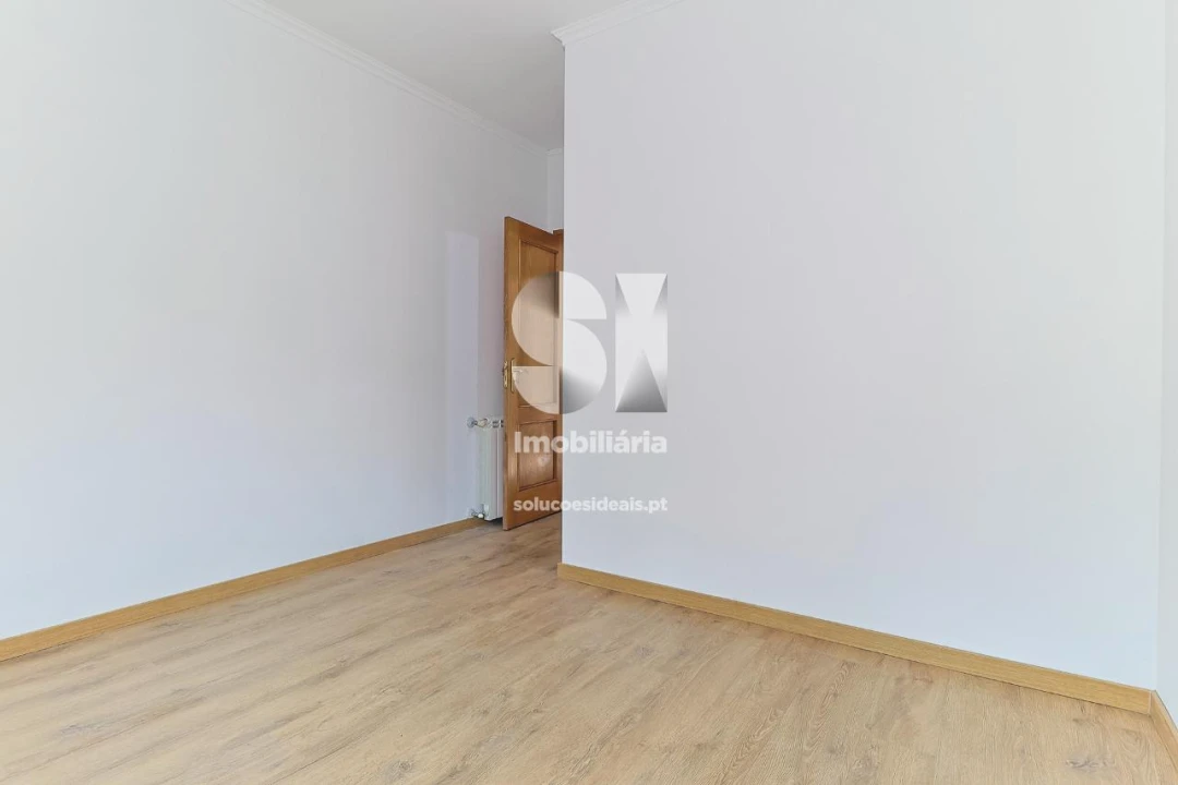 Apartamento T3 para Venda em São Silvestre Foto 11