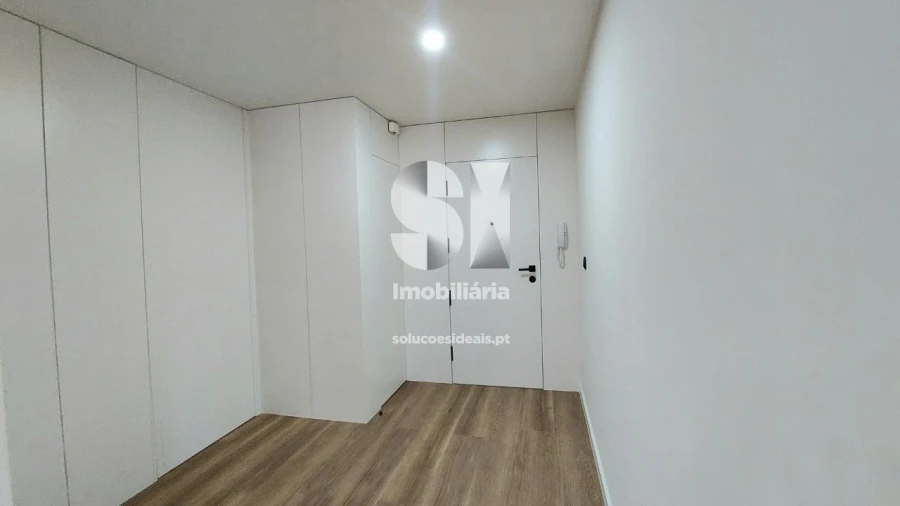 Apartamento T3 para Venda em Póvoa de Varzim, Beiriz e Argivai Foto 4