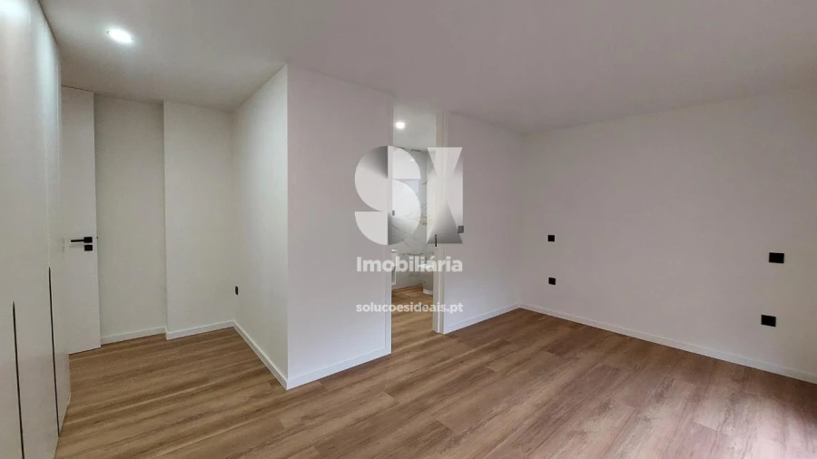 Apartamento T3 para Venda em Póvoa de Varzim, Beiriz e Argivai Foto 8