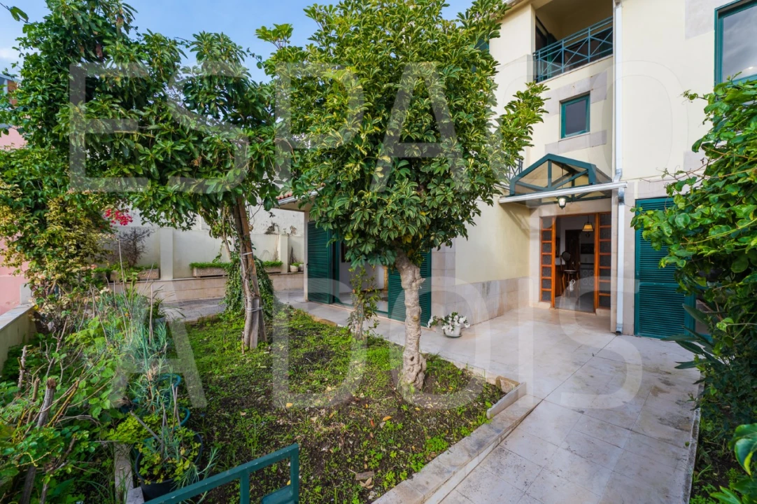 Moradia T5 para Venda em Barcarena Foto 5