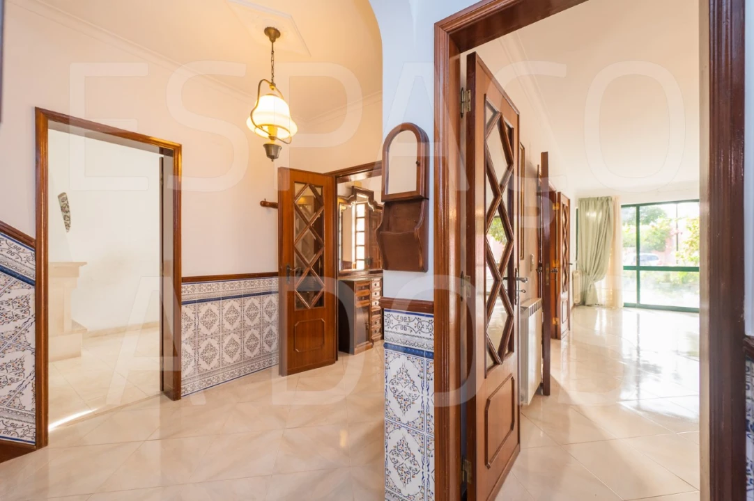 Moradia T5 para Venda em Barcarena Foto 33