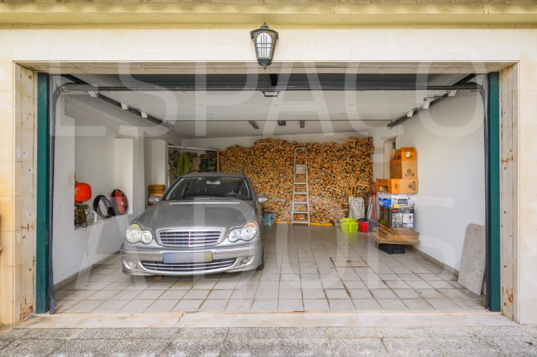 Moradia T5 para Venda em Barcarena Foto 104